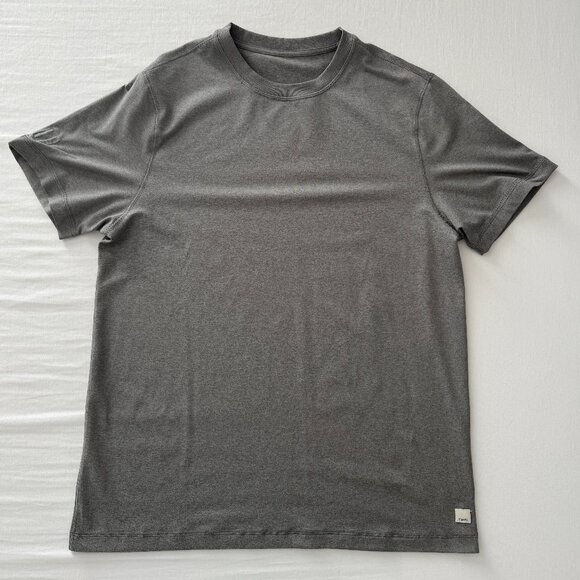 Vuori Men's Short Sleeve Ponto Performance Tee Large NEW! - Picture 1 of 1